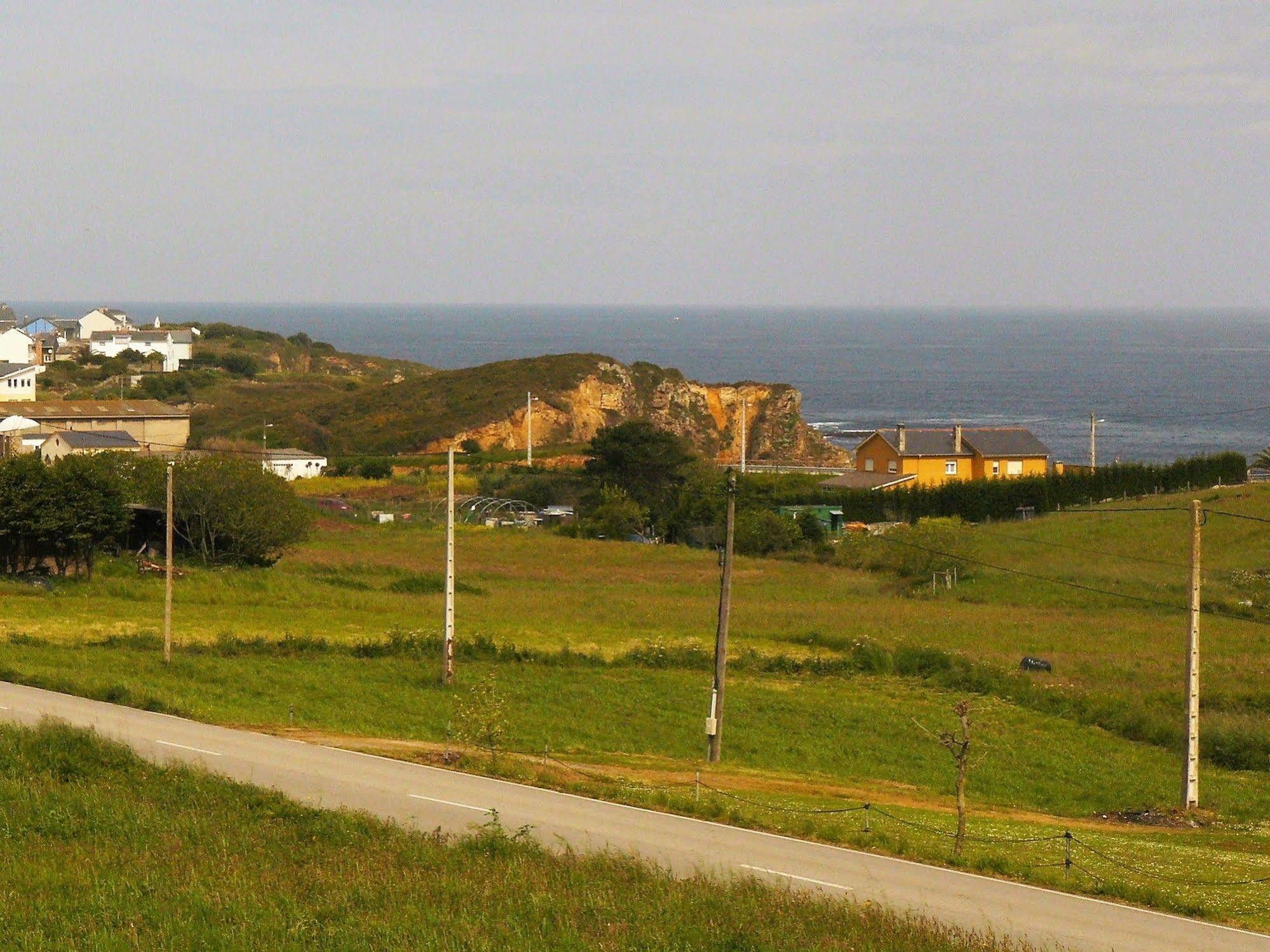 Hotel El Panorama Tapia De Casariego Buitenkant foto